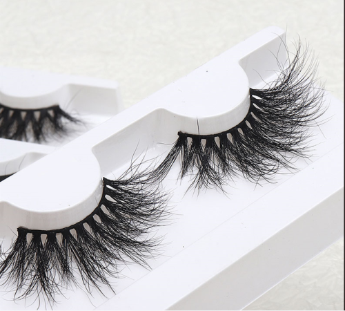 High-quality mink false eyelashes for dramatic volume